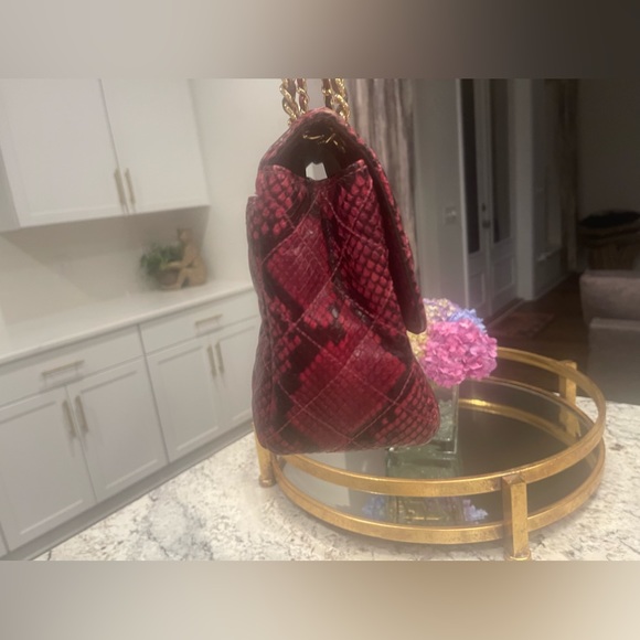 Authentic Michael Kors Handbag - Picture 9 of 16